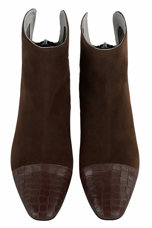 Dark brown women's ankle boots with a zip at the back. Square toe. Medium block heels. Top view - Florence KOOIJMAN